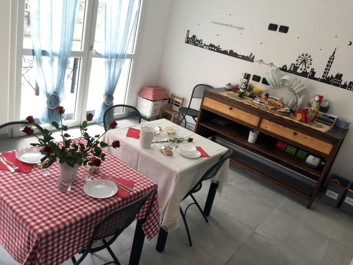 B&B Honey Rooms ซารอนโน ภายนอก รูปภาพ
